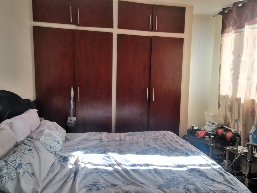 2 Bedroom Property for Sale in Avondale Western Cape